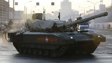 Der T-14 auf einer Probe zur Siegesparade in Moskau | Bild: Reuters (RNSP)