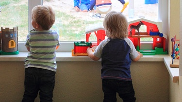 Kinder spielen in der Kindertagesstätte «Kinderstübchen» in Flechtingen (Sachsen-Anhalt).  | Bild: picture-alliance/dpa