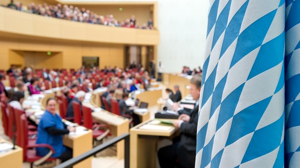 Verwandtenaffäre - Landtag verschärft die Regeln | Bild: picture-alliance/dpa