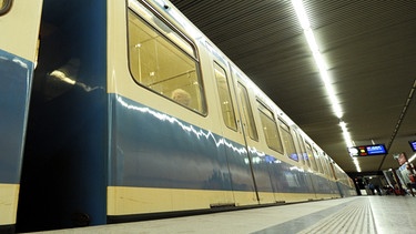 Symbolbild: U-Bahn in München | Bild: picture-alliance/dpa