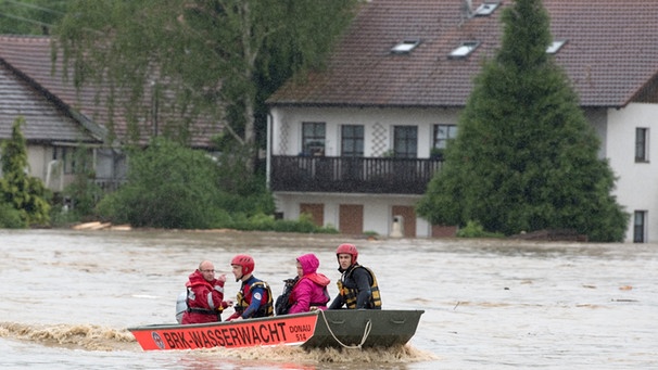 Hochwasser in Triftern | Bild: pa/dpa/Armin Weigel