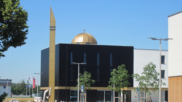 Moschee in Fischerdorf bei Deggendorf | Bild: BR/Harald Mitterer