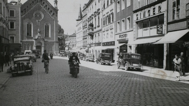 Die Passauer Fußgängerzone damals und heute | Bild: City Marketing Passau e.V. 