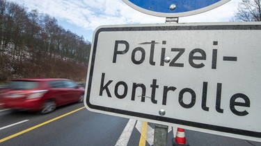 Polizeikontrolle bei Passau | Bild: pa/dpa