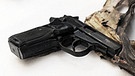 Ceska 83, 7,65 Browning mit Schalldämpfer | Bild: picture-alliance/dpa