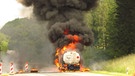 Lastwagen brennt aus | Bild: Autobahnpolizei Parsberg