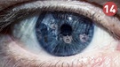 In einem Auge spiegeln sich wutverzerrte Gesichter von Neonazis | Bild: colourbox.com; picture-alliance/dpa; Montage: BR
