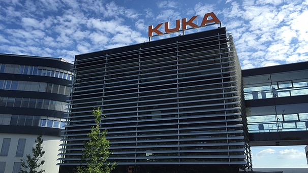 Gebäude des Roboterbauers Kuka in Augsburg | Bild: BR/Barbara Leinfelder