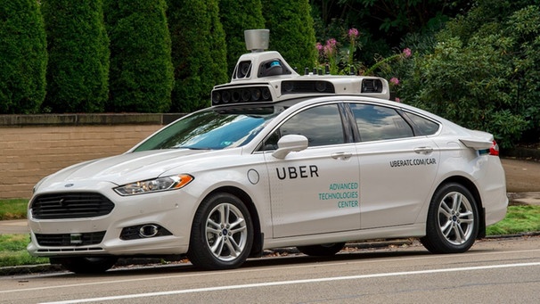 Selbstfahrendes Uber-Taxi in Pittsburgh | Bild: picture-alliance/dpa