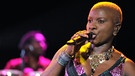 Die afrikanische Sängerin Angélique Kidjo | Bild: picture-alliance/dpa