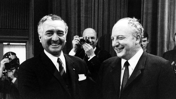 30. Januar 1968: Erich Mende (links) und Walter Scheel | Bild: picture-alliance/dpa