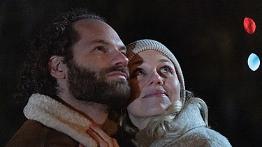 Basti (Maximilian Schaffroth) und Eve (Teresa Rizos). | Bild: BR/PSSST! Film/Marc Reimann