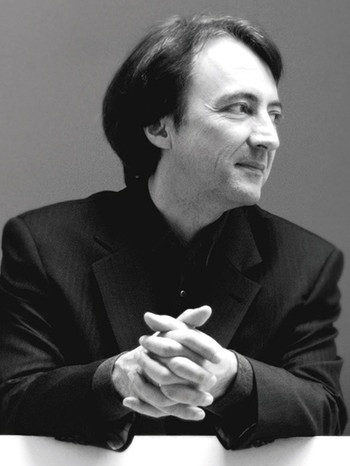 Der französische Pianist Jean-Efflam Bavouzet | Bild: BR / B. Ealovega