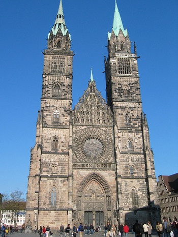 Westansicht der Kirche St. Lorenz in Nürnberg | Bild: BR