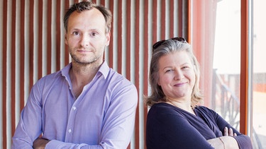 Andreas von Richter und Julia Derndinger, die Coaches von startup bavaria | Bild: BR/Matthias Kestel