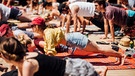 Yoga beim PULS Open Air 2019 - Plank! | Bild: BR/Johanna Schlüter