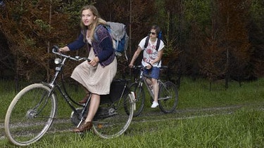 Rosalie & Jakob beim Fahrradfahren | Bild: Enno Kapitza