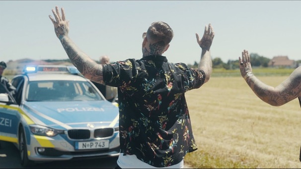 Hartz Angels - 3er BMW (prod. Jellybeatz) - Official Video - Kein Bock Originals | Bild: Kein Bock Originals (via YouTube)