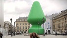 Paul McCarthy's Christmas Tree Statue in Paris | Bild: YouTube