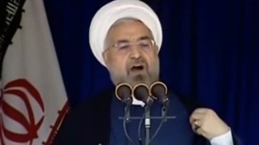 Hassan Rohani vor einer iranischen Flagge bei seiner Rede gegen ISIS | Bild: Manuchehr Lenziran/ Screenshot BR