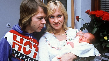 Björn und Agnetha von ABBA mit Sohn Christian | Bild: picture-alliance/dpa