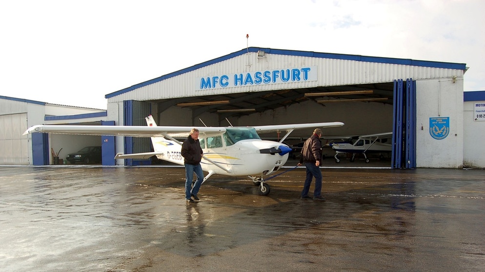 Motorflugclub Hassfurt: Kassier wegen Untreue verurteilt - Bayerischer Rundfunk