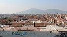 Die Millionenstadt Tijuana ist ein ungeplantes Durcheinander – und die Stadt wächst weiter. Denn auch Mexikos Wirtschaft entwickelt sich dynamisch. | Bild: BR/Florian Meyer-Hawranek