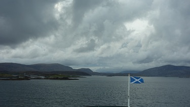 Die Fähre auf dem Weg zu den Äußeren Hebriden | Bild: BR/Ingrid Norbu