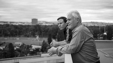 Toningeneur Marcus Huber und Regisseur Ulrich Gerhardt | Bild: Eias Hassos