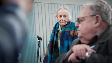 Inge Lammel, 90 und  Kurt Gutmann, 87, überlebten dank des  britischen Kindertransports und unterstützten das ZPS im Kanzleramt | Bild: ZPS