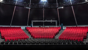 Theaterzelt Landshut | Bild: Peter Litvai, Landestheater Niederbayern