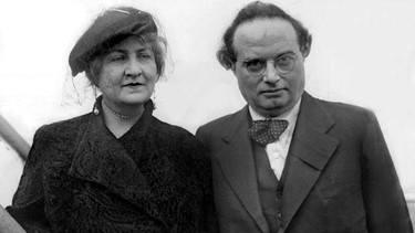 Franz Werfel mit seiner Frau Alma Mahler-Werfel | Bild: picture-alliance/dpa