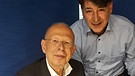 Rafael Seligmann (sitzend) und Antonio Pellegrino (BR) im Studio des Bayerischen Rundfunks | Bild: BR / Christiane Gerheuser-Kamp