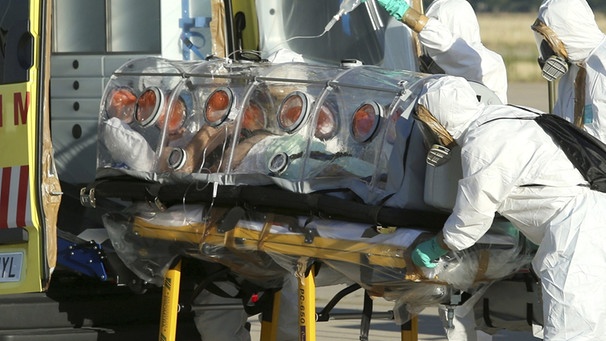 Ebola-Infizierter kommt nach Spanien | Bild: picture-alliance/dpa
