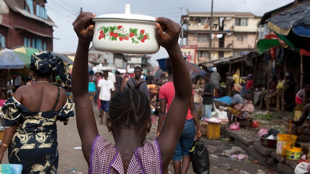 Markt in Freetown, Sierra Leone | Bild: picture-alliance/dpa