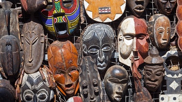 Afrikanische Masken | Bild: colourbox.com