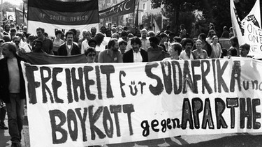 Aufruf zum Boykott des Apartheidregimes | Bild: picture-alliance/dpa