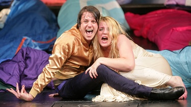 Szene aus dem Theaterstück Leonce und Lena | Bild: picture-alliance/dpa