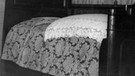 Das Bett des italienischen Komponisten Giuseppe Verdi in seinem Haus in Busseto bei Parma | Bild: picture-alliance/dpa