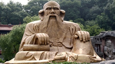 Sitzende Laozi-Statue in Wuxi, Provinz Jiangsu, China | Bild: picture-alliance/dpa