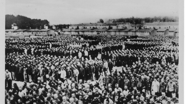 Zum Appell angetretene Häftlinge des Konzentrationslagers Buchenwald | Bild: Sammlung Gedenkstätte Buchenwald