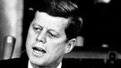 Amerikanischer Präsident John F. Kennedy | Bild: picture-alliance/dpa