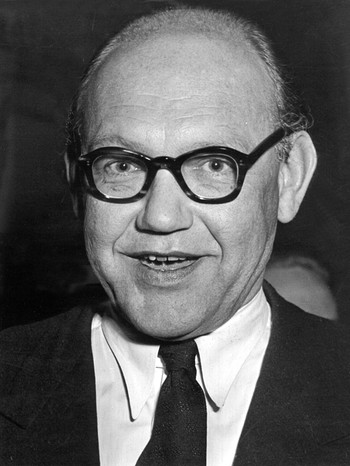 Der Publizist und Direktor der staatlichen Pressestelle Hamburg (1946 - 1954 und 1957 - 1964), Erich Lüth | Bild: picture-alliance/dpa