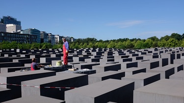Holocaust-Mahnmal in Berlin | Bild: picture-alliance/dpa