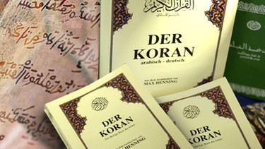Mehrere Koranbücher kombiniert mit Koranschriftrolle | Bild: picture-alliance/dpa; Montage: BR