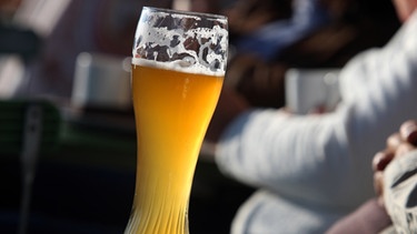 Bierkult in Bayern: das Weißbier | Bild: picture-alliance/dpa