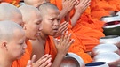 Buddhistische Mönche | Bild: picture-alliance/dpa