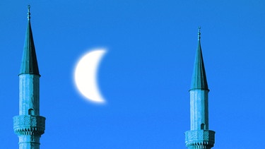 Halbmond mit Minaretten einer Moschee | Bild: colourbox.com