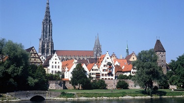 Blick auf Ulm von Neu-Ulm aus | Bild: picture-alliance/dpa