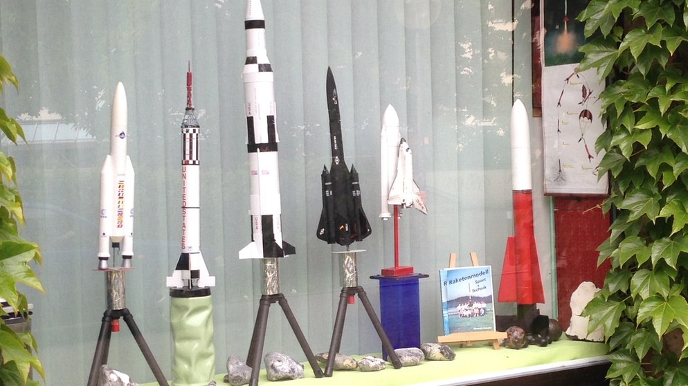 Die Raketen aus dem einzigartigen Laden in Nürnberg | Bild: Tobias Föhrenbach,/BR